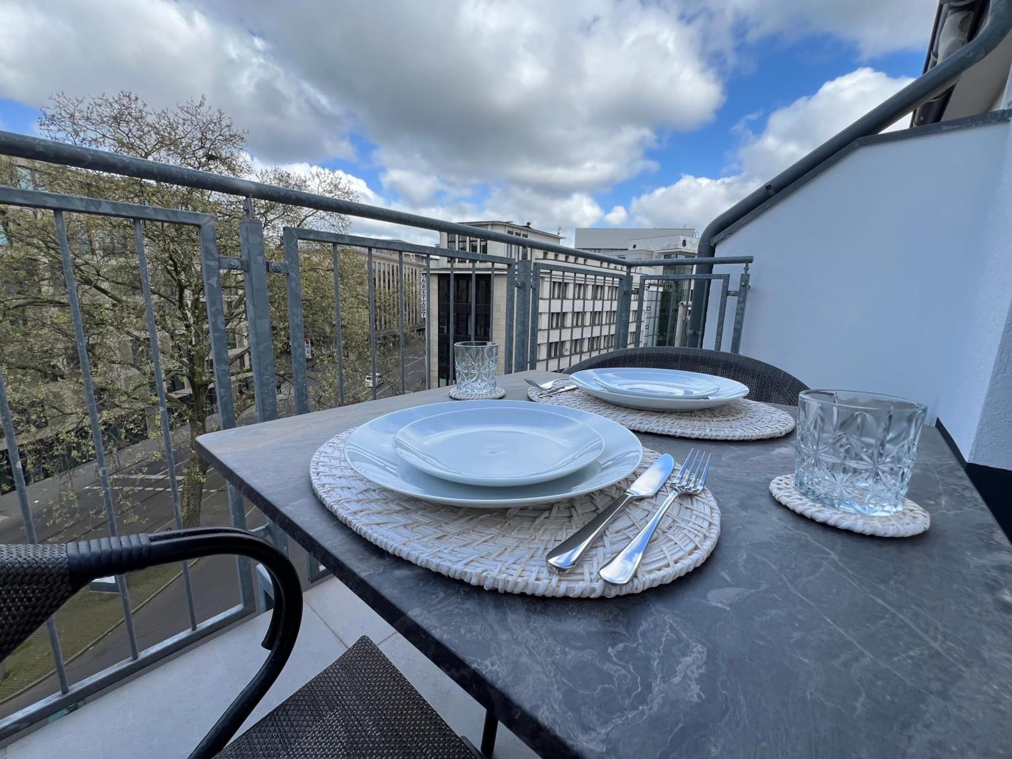 Apartment Duesseldorf City Экстерьер фото